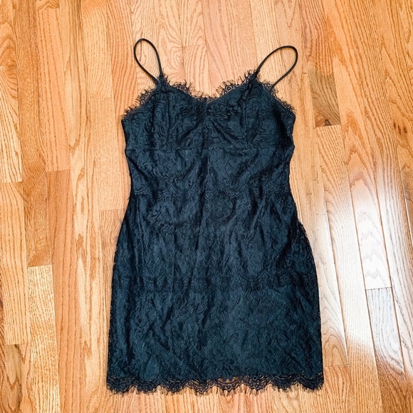 Forever 21 Dresses & Skirts - Forever 21 Spaghetti Strap Little Black Lace Dress